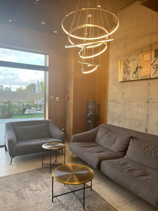 Good Wolska Residence Warszawa Eksteriør billede